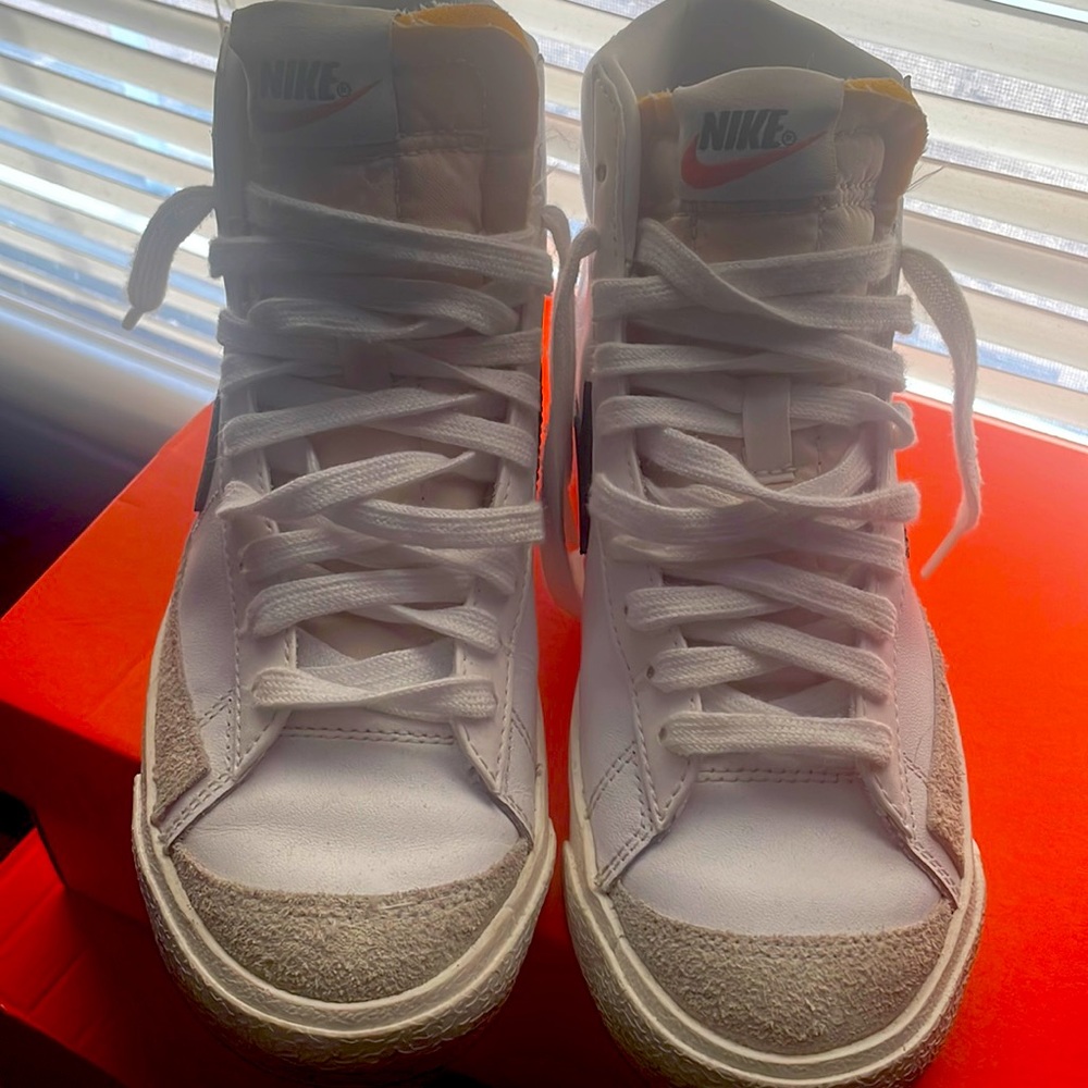 Blazer Mid Nike “77” size 7